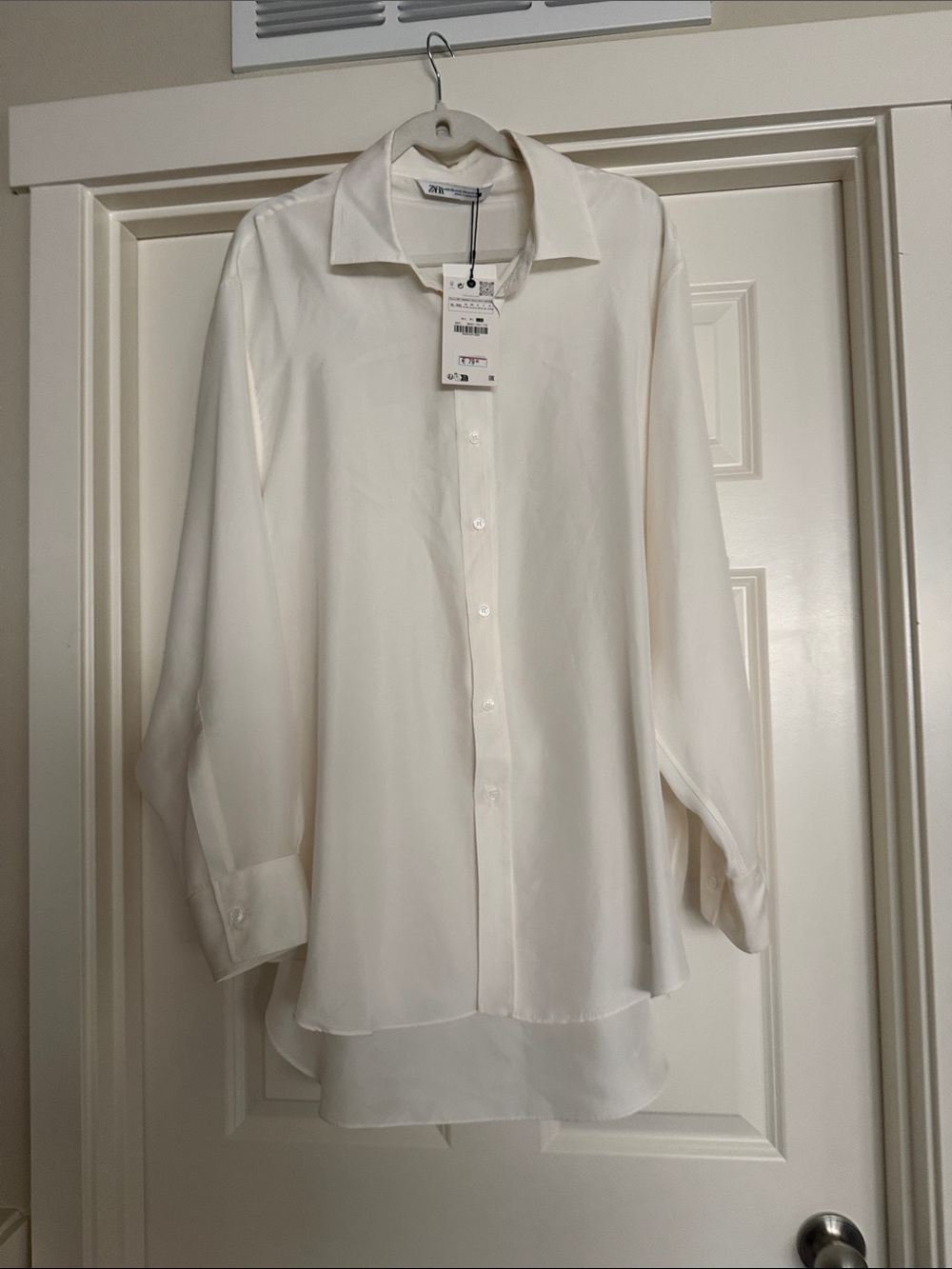 Zara Cream Women's Long-Sleeve Button-Up Shirt